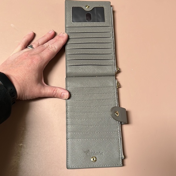 Travelambo 7 "Woman’s Bi-fold Wallet RDID Blocking Multicard - Picture 3 of 8